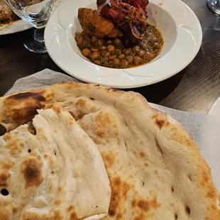 Buffet items including Nihari and paya They even had rasgullah