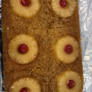 Pineapple upside down cake