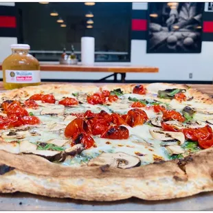 APPLE JUICE + Pizza / Hunger = ________. #CompleteTheFormula #Lol