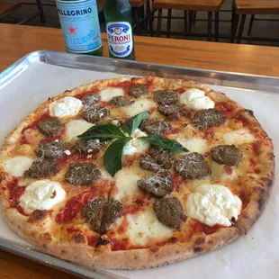 Featured Pie - Meatball Madness