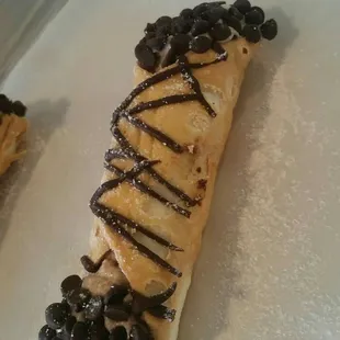 Tre cioccolato cannoli