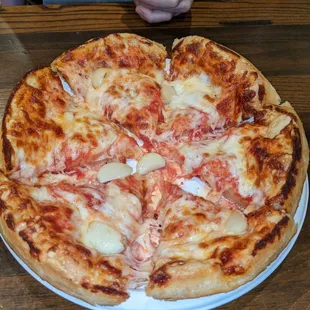 Large both cheese w roasted garlic