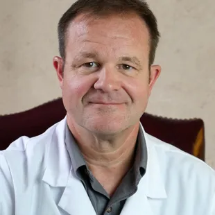 Dr. David Mainman