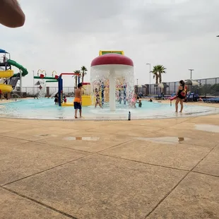 Desert Breeze Aquatic Facility