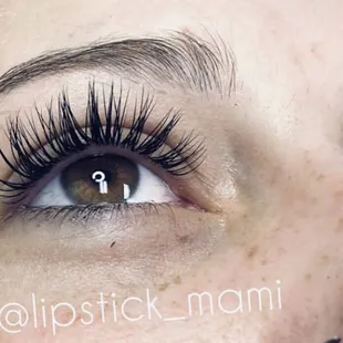 Glam set of lashes on this beautiful client #desertmoonbeautique #Albuquerque #newmexico #salon #facials #wellness #skincare #sugarlash