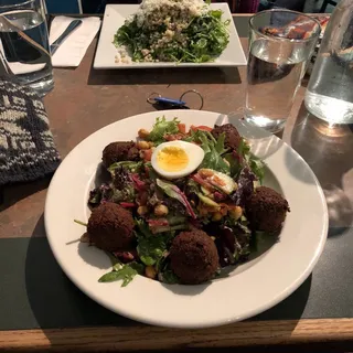 Falafel Salad