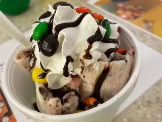 Maya Ice Cream Rolls