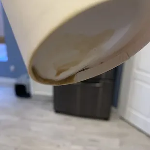 Poor quality of coffee cup