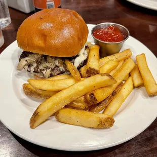 2021 Cincinnati Burger Week $6