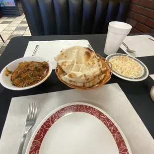 Chicken curry and Naan
