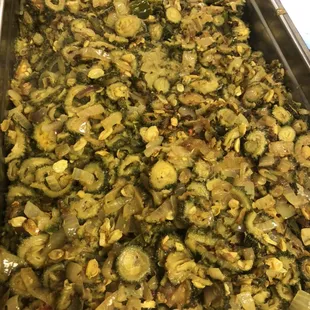 Bitter melon / bitter gud / karela / korola
$3.99
8 oz = $3.99 16 oz = $ 6.99 Half tray = $30 Full tray = $60