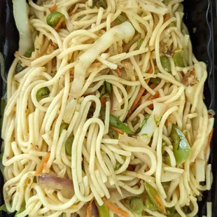 Veg Hakka Noodles