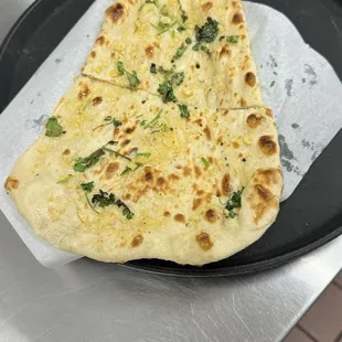 Garlic butter naan