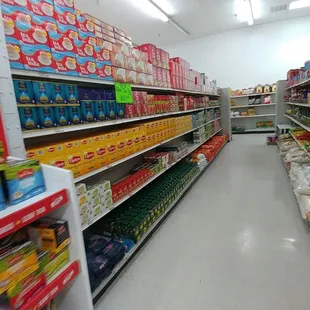 a grocery store aisle