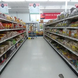 a grocery store aisle