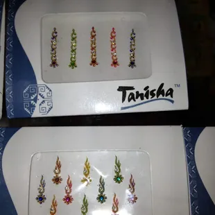 A bunch of bhindis to choose from!