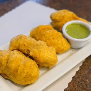 Aloo Bajji (4-Pieces)