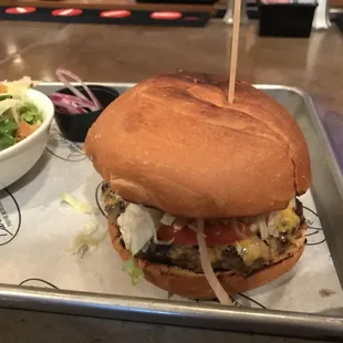 Desi 's Classic Burger