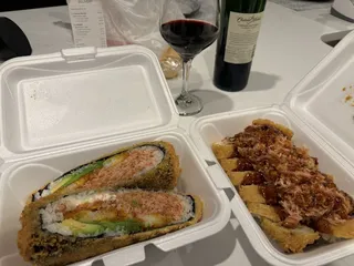 Su Canoe Sushi
