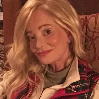 M F.