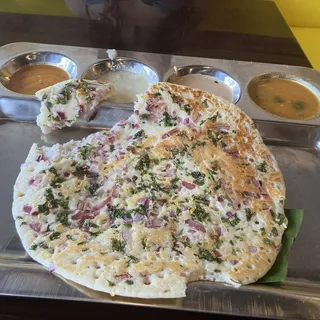 Onion Chili Uttapam