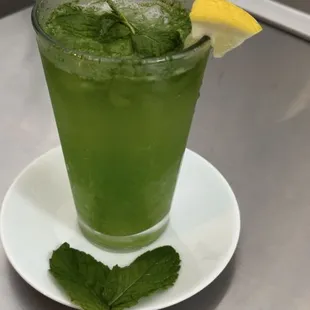 dessert, drink