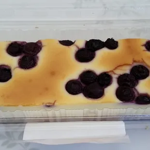 Blueberry cheesecake bar ($2.99)