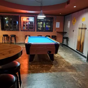 Front pool table