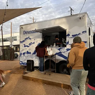 Desnudo truck