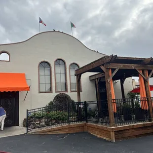 Outside of restaurant, Desperados fronting Greenville Ave.