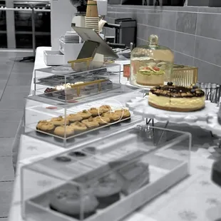 Professional European pastries and candy bars. Any size, any number of guests