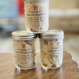 Quattro formaggio spread