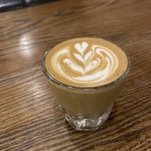 Cortado! Beautiful latte art but slightly burnt espresso and overall slightly watery and a bit boring.