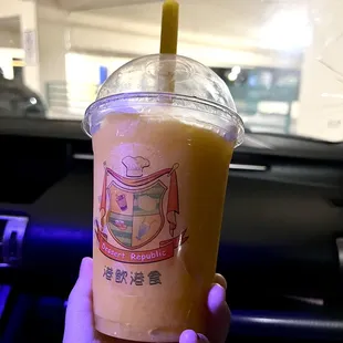 Mango sago drink