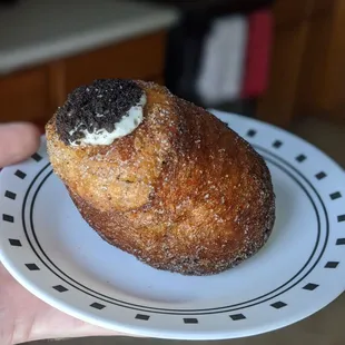 Cookies and Cream Kronut