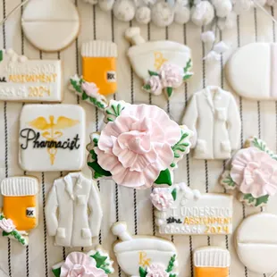 Custom pharmacy school graduation cookies