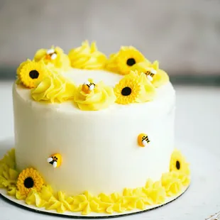Bumble bee theme Smash cake