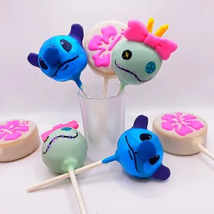 Custom Hawaiian themed cake pops