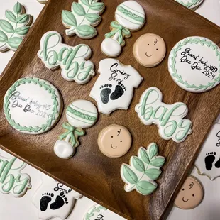 Custom baby announcement cookies