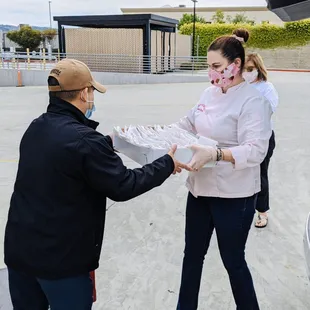 #feededen delivering 500 cookies to Eden hospital to feed healthcare workers during shelter in place.