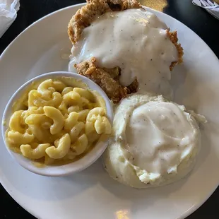 Chicken fried steak meal