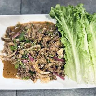 Beef Namtoak Laab