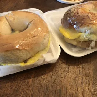 Breakfast bagel sandwiches: plain and asiago