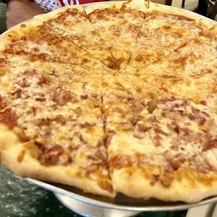 Cheese and bacon pizza