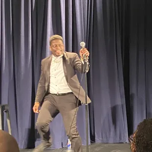 Shuler King about to rock the mic