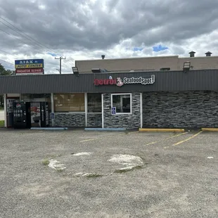 Detroit Seafood Spot 14463 East 9 mile