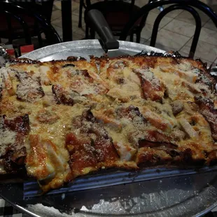 Magerhita & Tangy BBQ Pizza