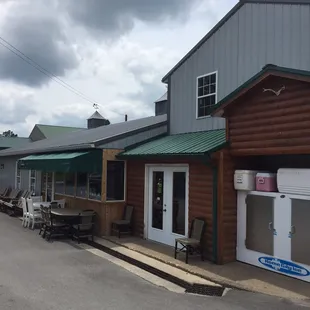 The front of the grocery building