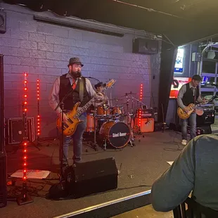 Live music with &quot;Silent Rumor&quot;. Great band. Funny and entertaining musicians.