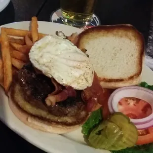 Morning After Burger was on point! Awesome flavor! Thank you for great food and great service!